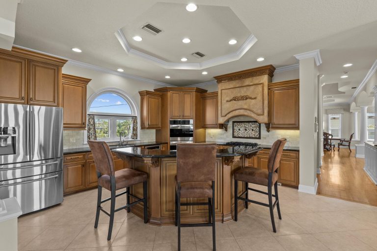 043-Kitchen