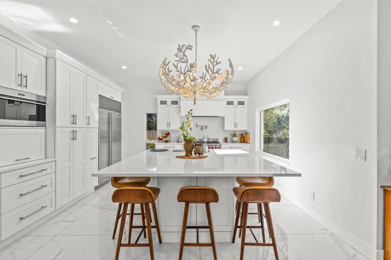 12-Kitchen